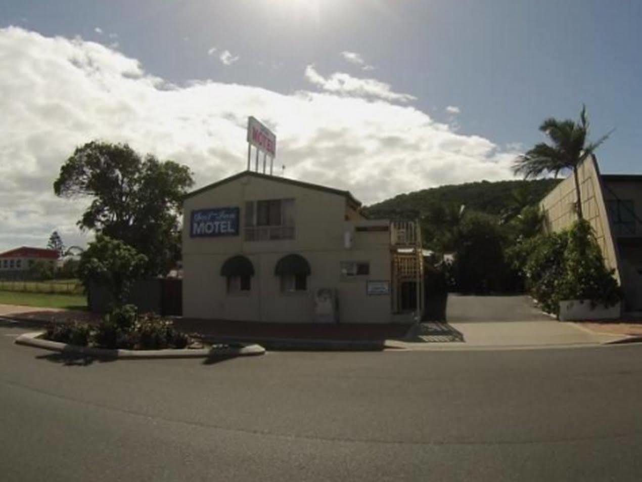 Sail Inn Motel Yeppoon Extérieur photo