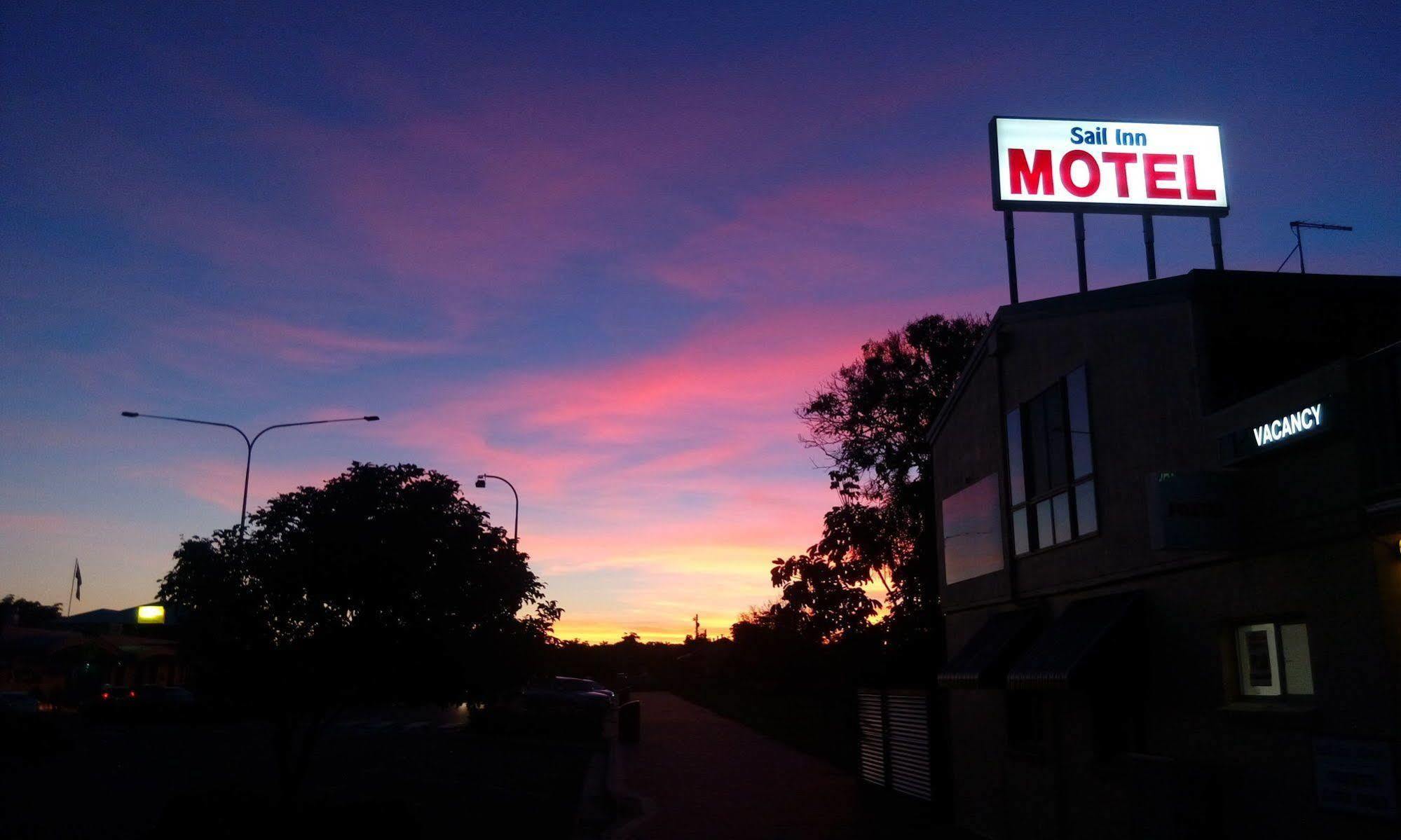 Sail Inn Motel Yeppoon Extérieur photo
