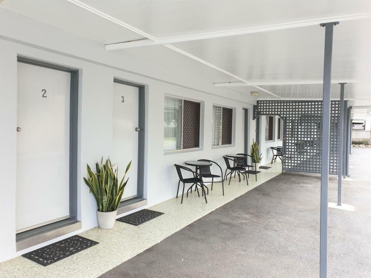 Sail Inn Motel Yeppoon Extérieur photo
